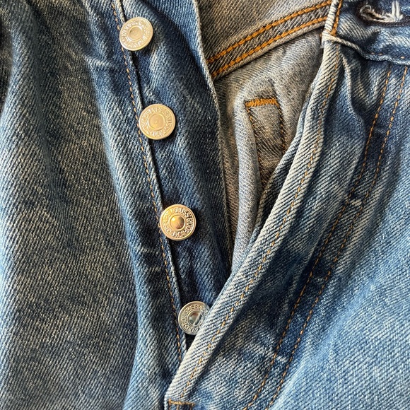 Levi straight leg rib cage jeans. - Picture 6 of 6